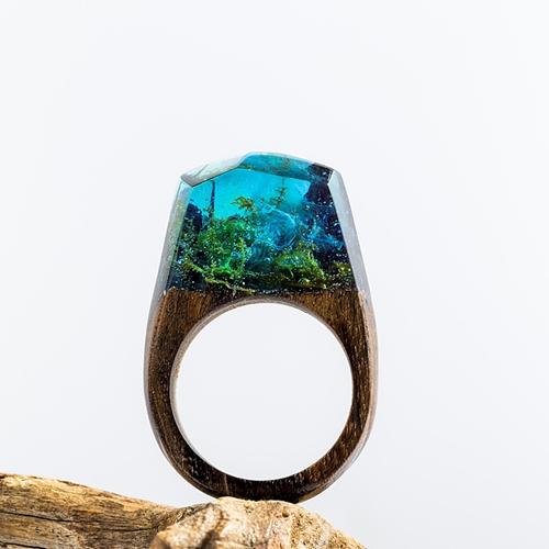 Underwater Azure Ring